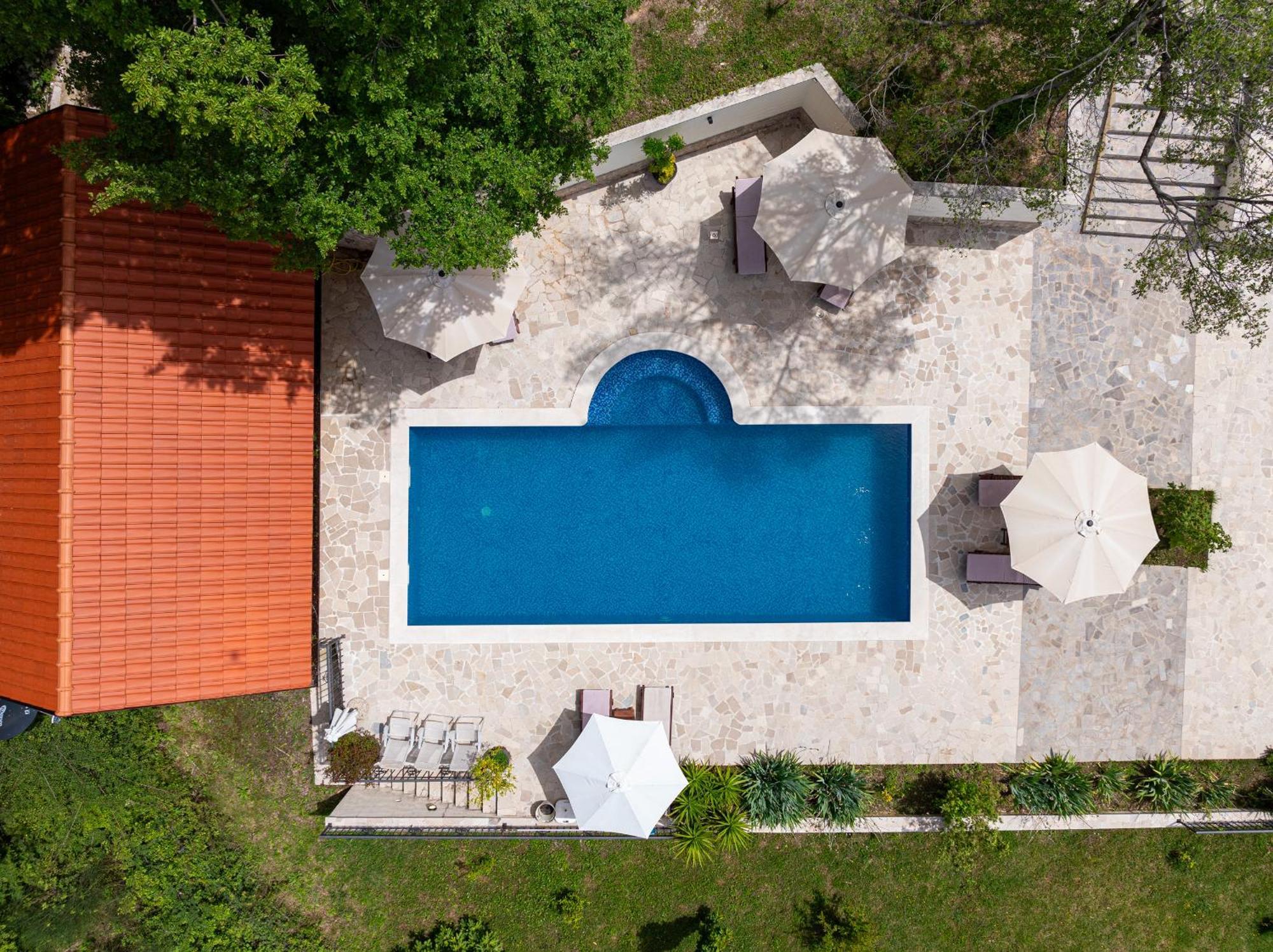 Sunset & Sunrise Villas In Stanisici-Two Villas With Common Pool Budva Exteriér fotografie