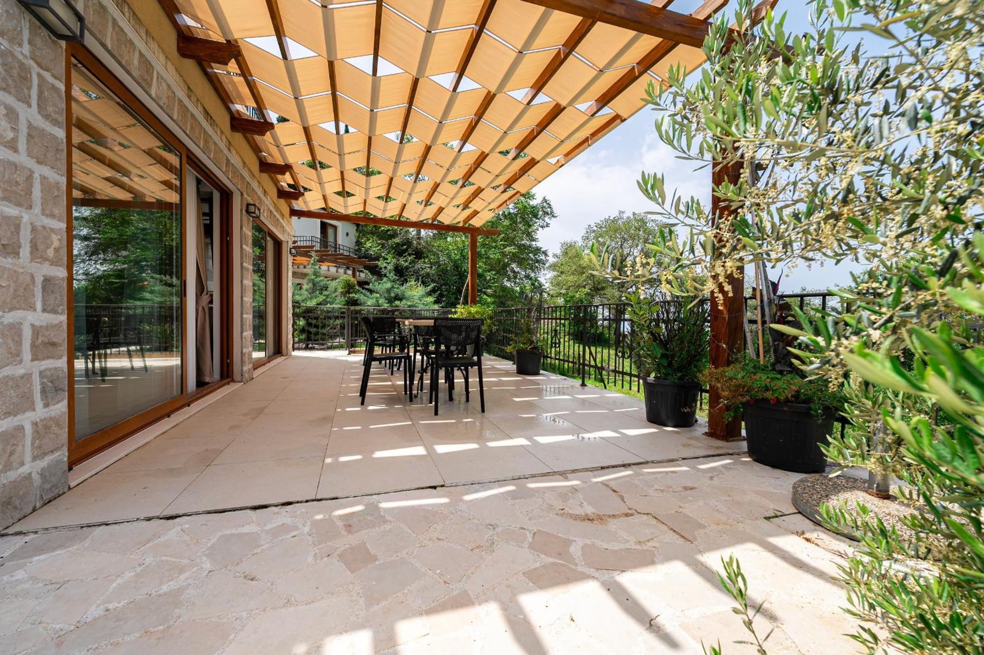 Sunset & Sunrise Villas In Stanisici-Two Villas With Common Pool Budva Exteriér fotografie