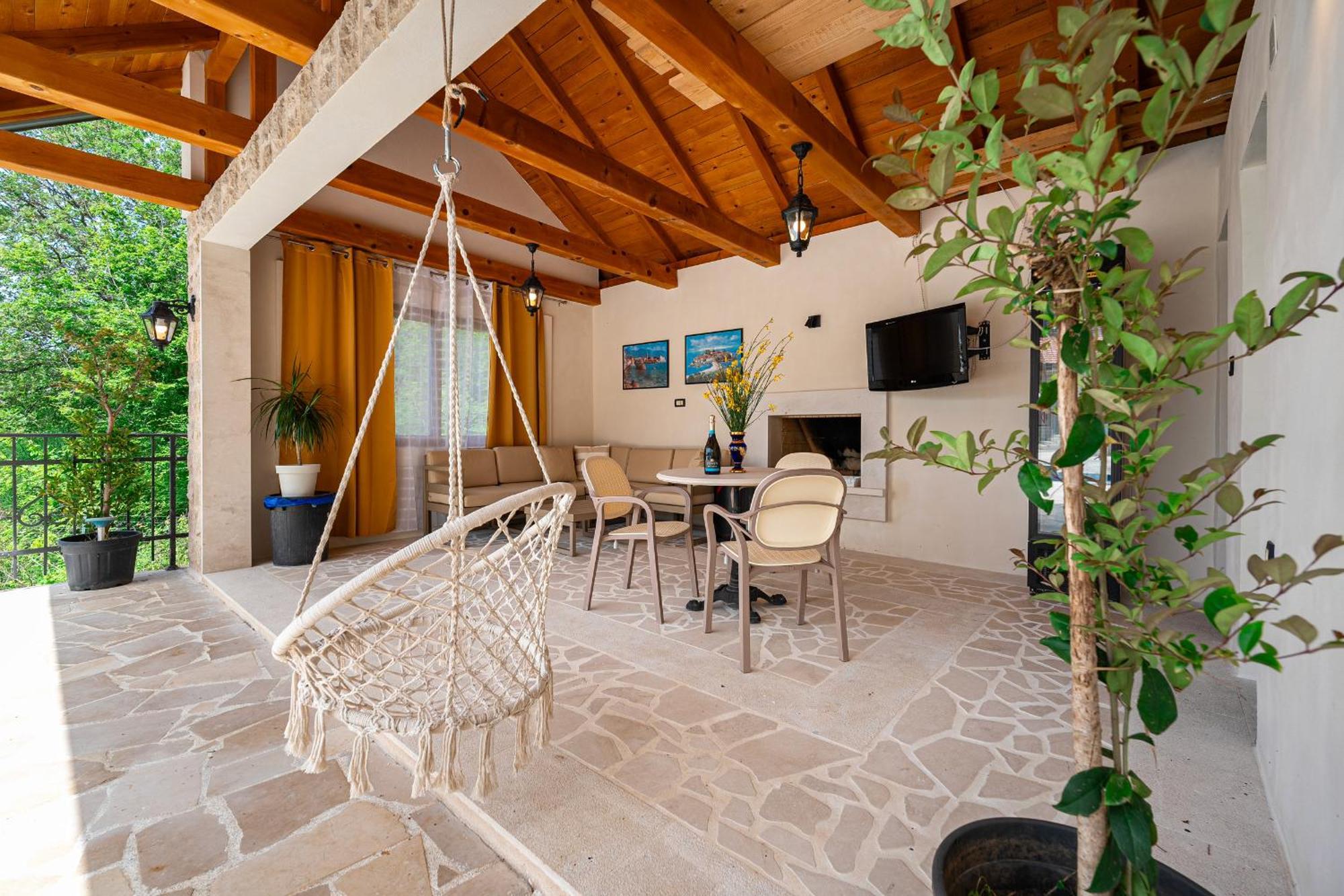 Sunset & Sunrise Villas In Stanisici-Two Villas With Common Pool Budva Exteriér fotografie